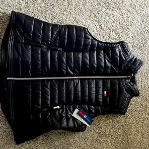 Tommy Hilfiger Black Zip Up Vest- Black